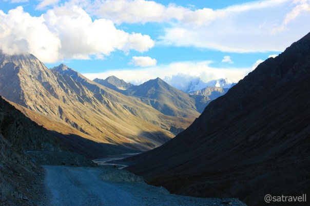 Descending towards Batal in the Chandra Valley of Lahaul
