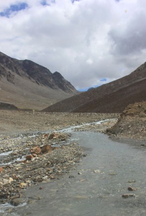 The motorway through the infant Bhaga River just short of Suraj Taal