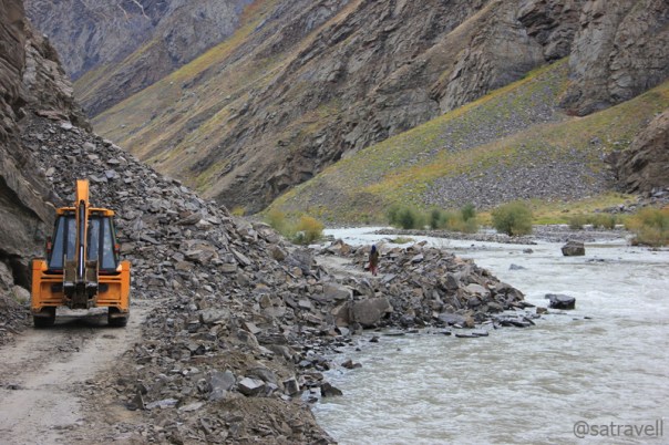 The unpredictable motor-trail near Parkachik in the Suru Valley