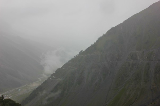 Captain's bend; Baltal down below