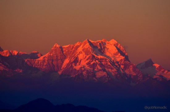Ranging from 6854 m to 7138 m, the mighty Chaukhamba Massif