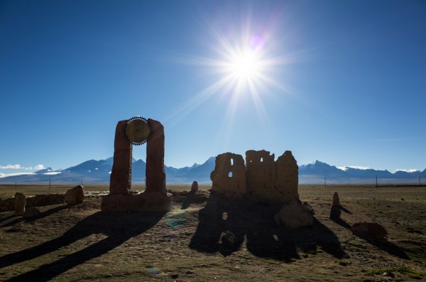 The sight of ruins at Qumeixiong; The British expedition had completely dismantled many a shrines and buildings