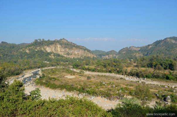 The Gaj Khad and the snowy wall of the Dhauladhars